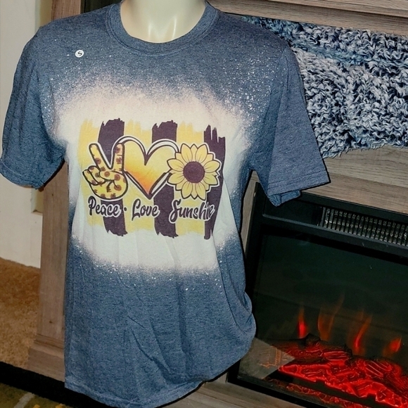 Nwot Bleached Sunflower Tee -> NWOT Bleached Sunflower Tee - Picture 1 of 1